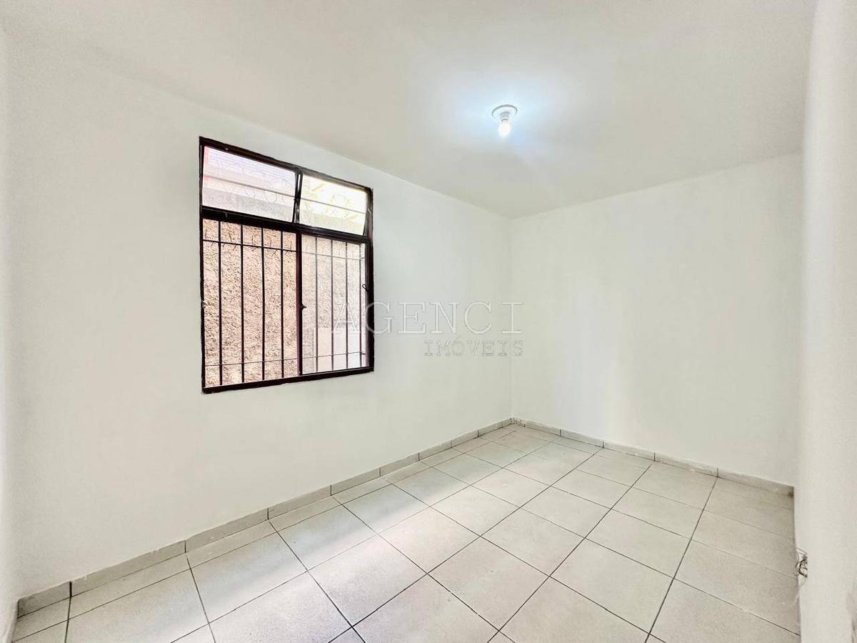 Apartamento, Camargos, 2 Quartos, 0 Vaga, 0 Suíte