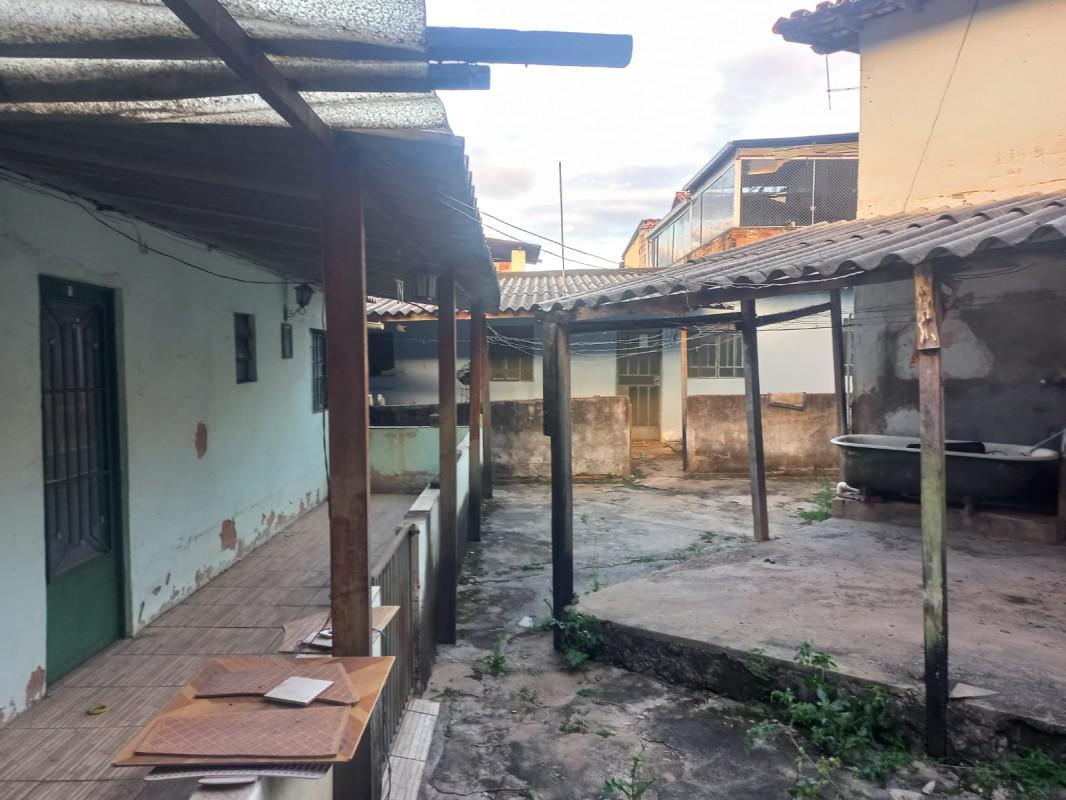Lote, Planalto, 0 Quarto, 0 Vaga