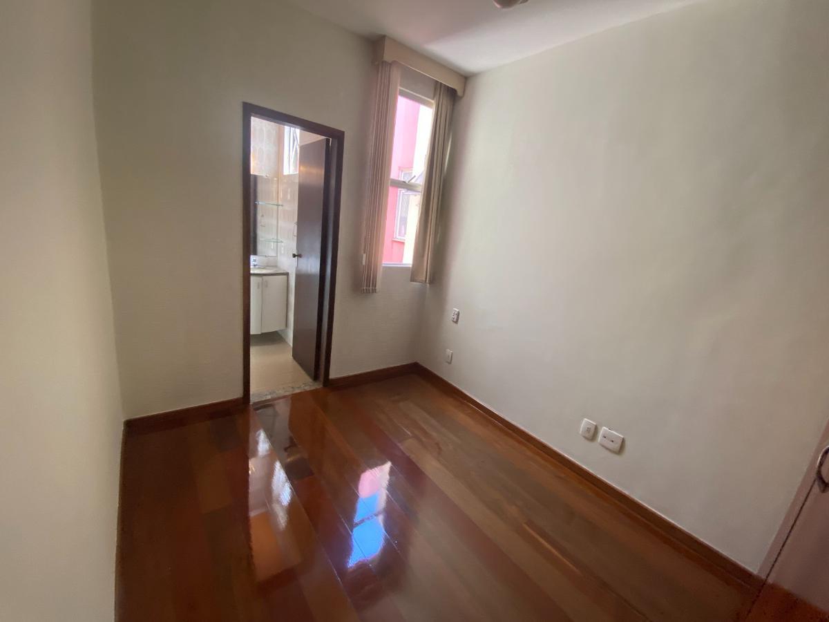 Apartamento, Sagrada Família, 3 Quartos, 1 Vaga, 1 Suíte