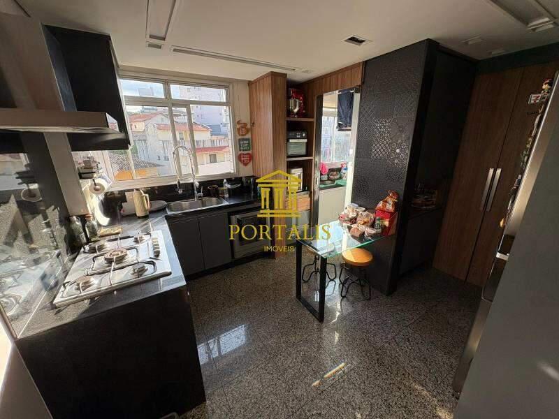Apartamento, Fernão Dias, 3 Quartos, 3 Vagas, 1 Suíte