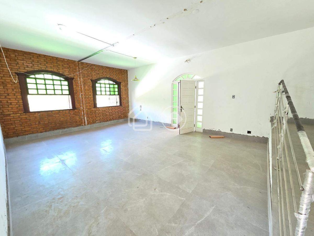 Casa, Buritis, 3 Quartos, 4 Vagas, 2 Suítes