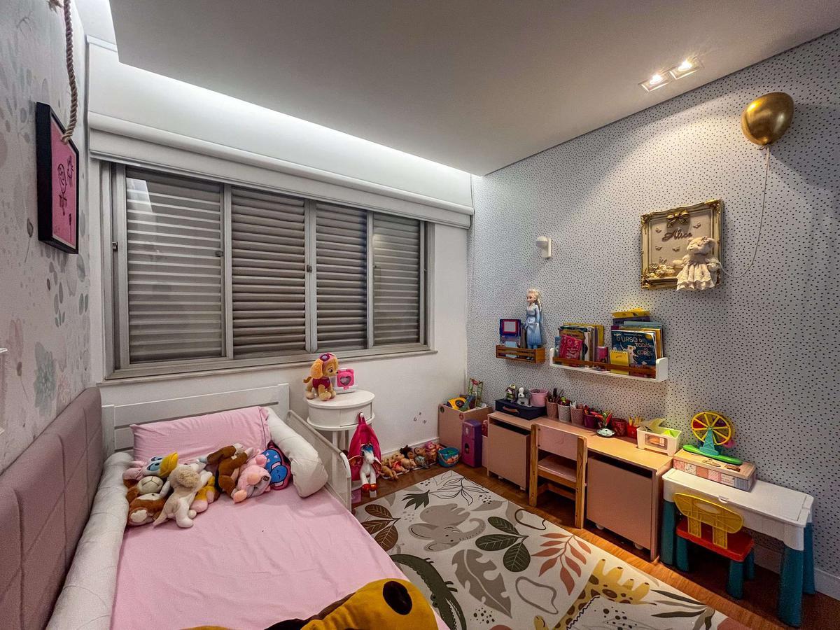 Apartamento, Sion, 4 Quartos, 2 Vagas, 1 Suíte