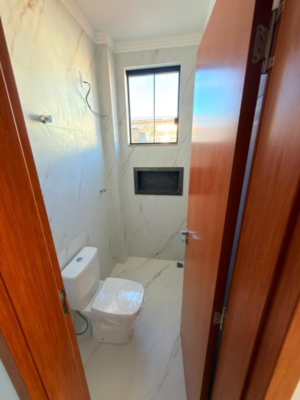 Casa, Planalto, 3 Quartos, 4 Vagas, 2 Suítes