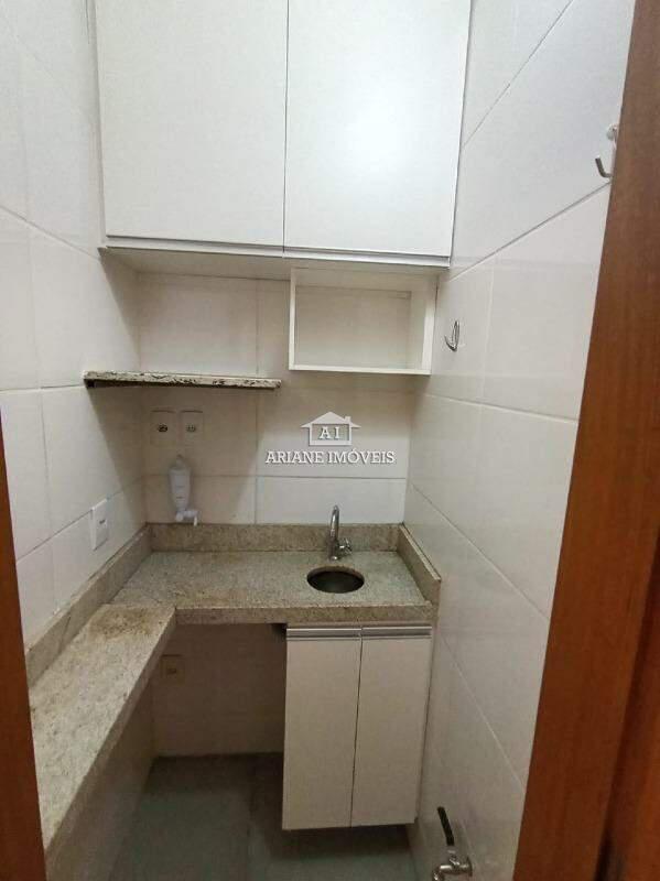 Sala, Alípio de Melo, 0 Quarto, 0 Vaga