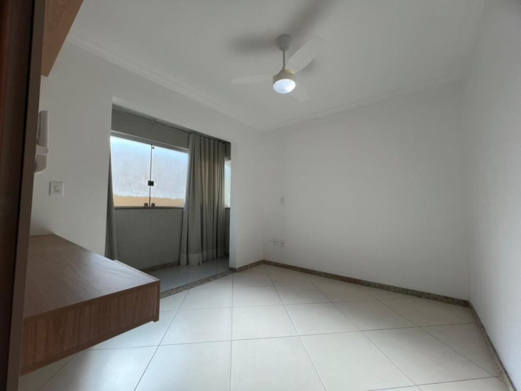 Apartamento, Santa Terezinha, 3 Quartos, 2 Vagas, 1 Suíte