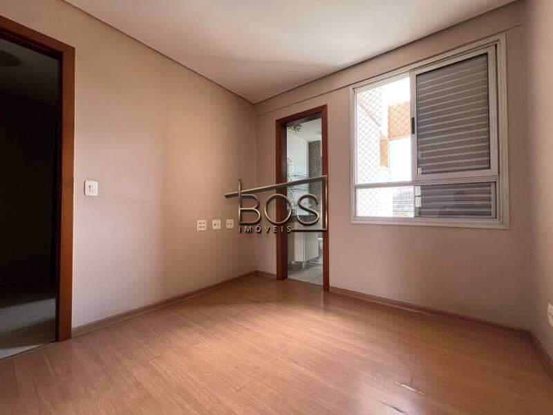 Apartamento, Floresta, 3 Quartos, 2 Vagas, 1 Suíte