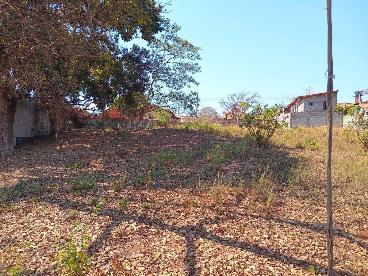 Lote, Centro, 0 Quarto, 0 Vaga