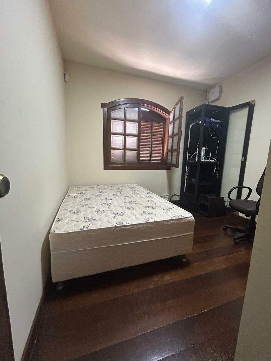 Casa, Lindéia, 5 Quartos, 2 Vagas, 1 Suíte