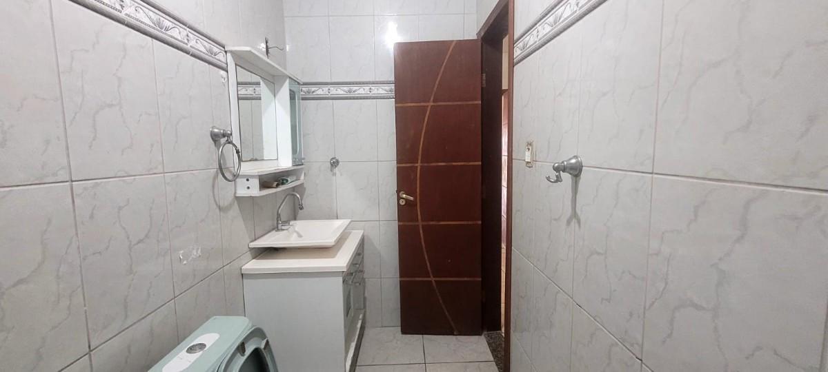 Casa, Vila Clóris, 4 Quartos, 5 Vagas, 1 Suíte