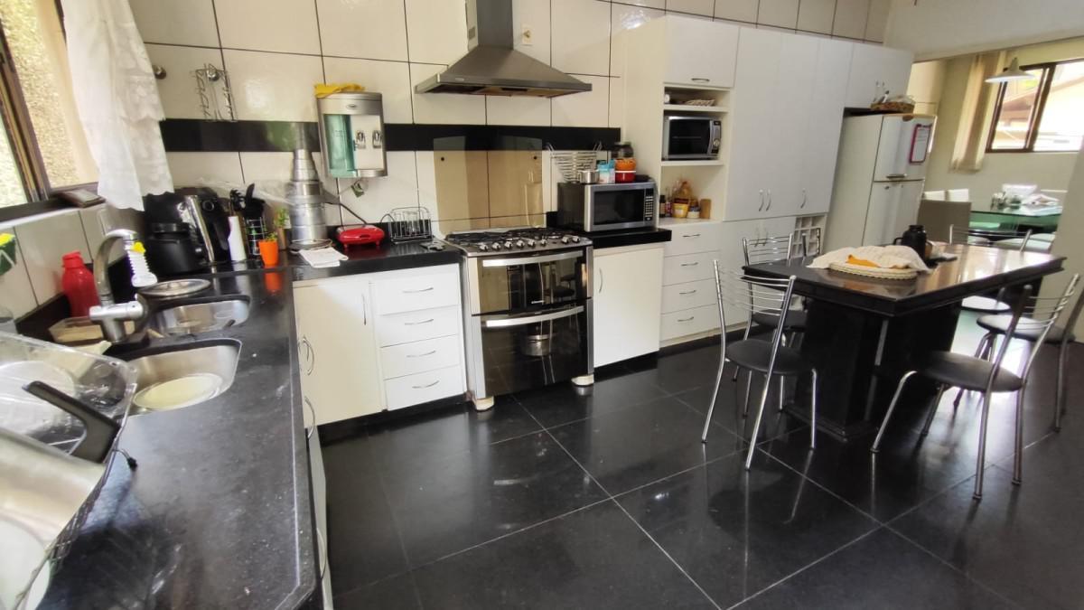 Casa, Bandeirantes (pampulha), 2 Quartos, 4 Vagas, 1 Suíte