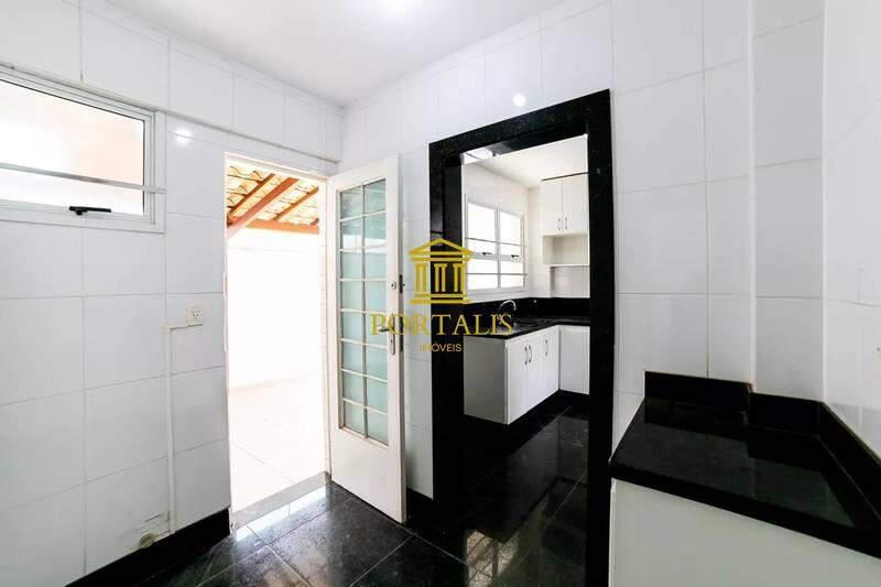Apartamento, Serra, 4 Quartos, 3 Vagas, 1 Suíte