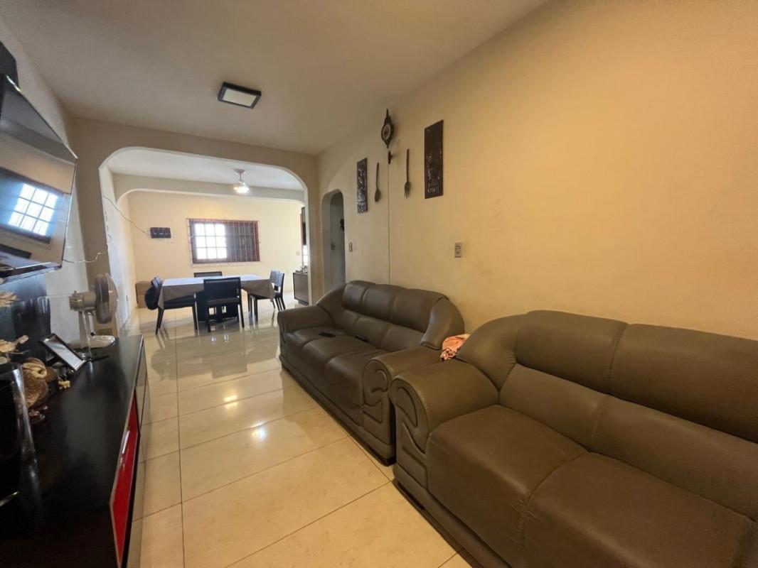Casa, Alípio de Melo, 3 Quartos, 4 Vagas, 1 Suíte