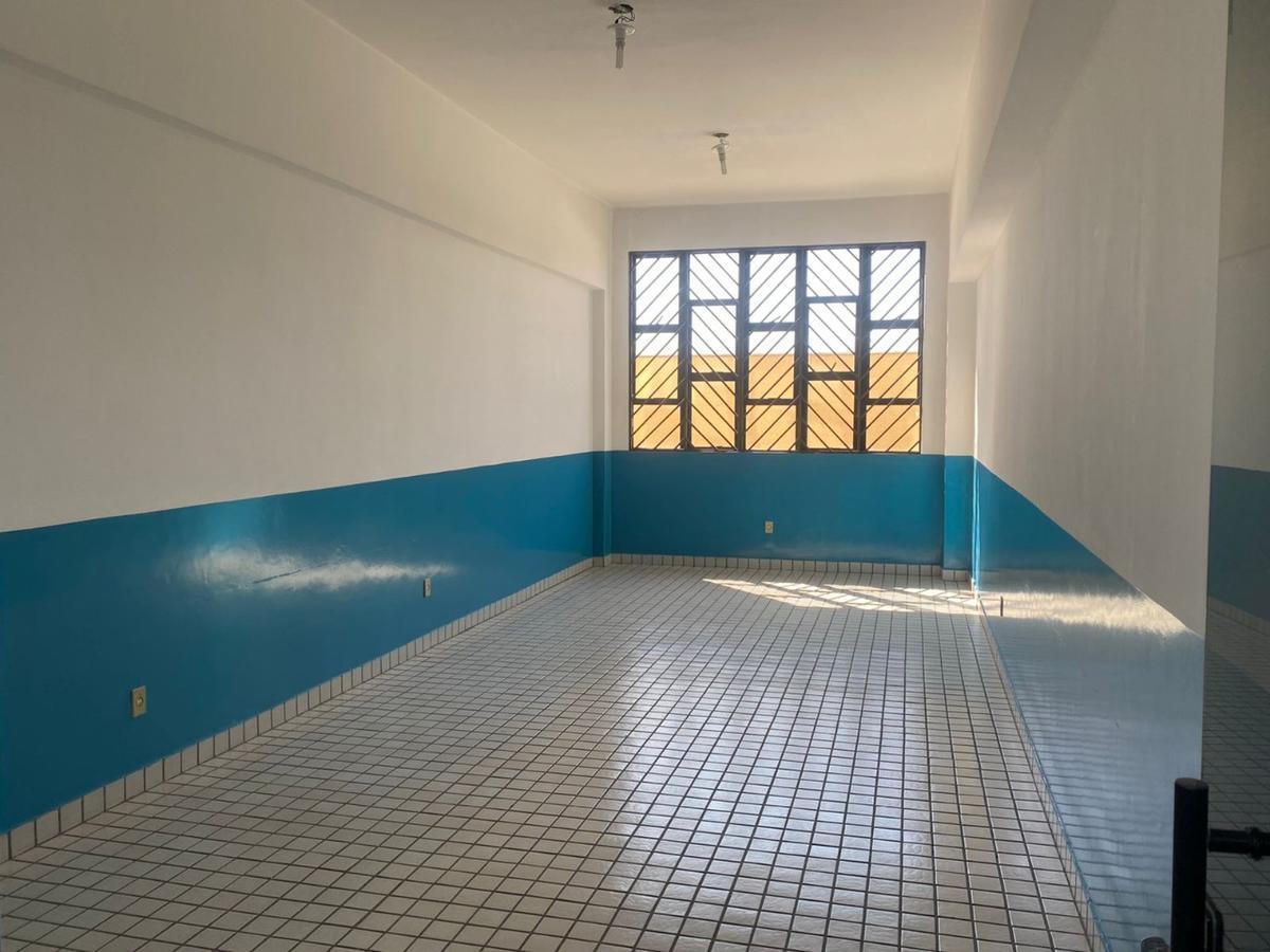 Prédio, Eldorado, 0 Quarto, 2 Vagas