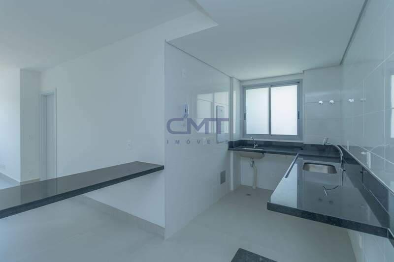 Apartamento, Sagrada Família, 3 Quartos, 2 Vagas, 1 Suíte