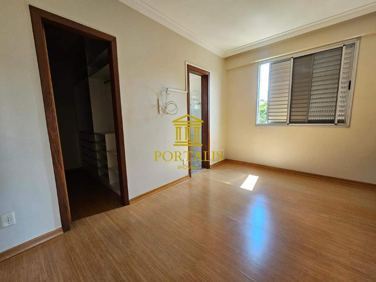 Apartamento, Santa Teresa, 4 Quartos, 4 Vagas, 2 Suítes