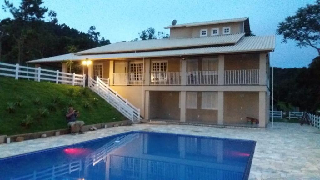 Apartamento, Zona Rural, 5 Quartos, 0 Vaga, 5 Suítes