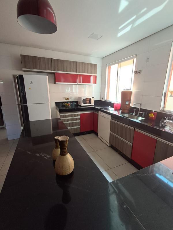 Casa, Cândida Ferreira, 4 Quartos, 4 Vagas, 1 Suíte