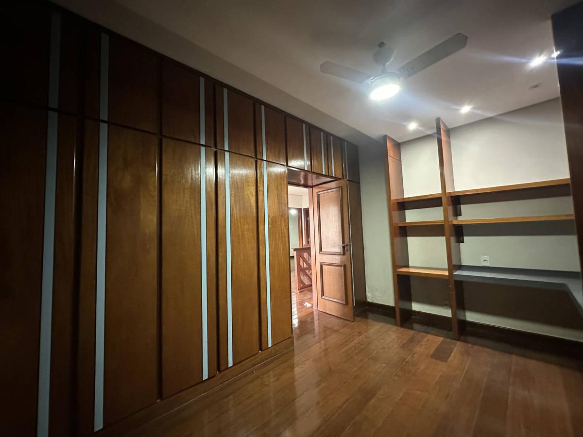 Casa, Veneza, 4 Quartos, 2 Vagas, 1 Suíte