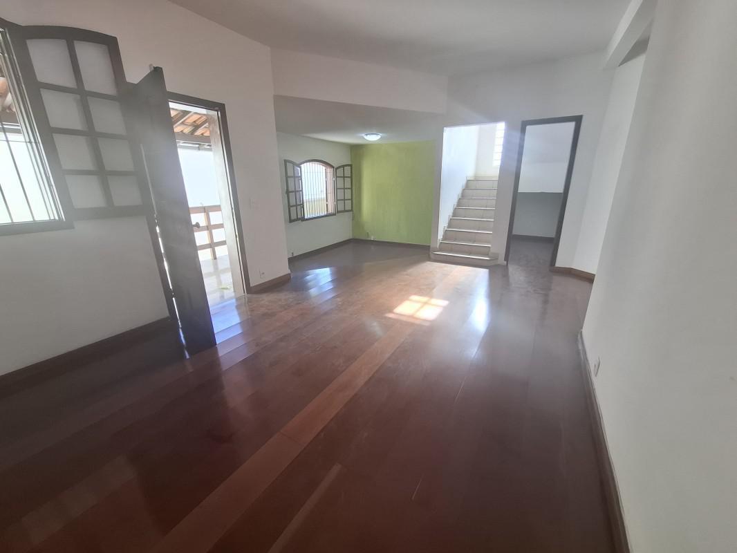 Casa, Vale das Orquídeas, 3 Quartos, 3 Vagas, 2 Suítes