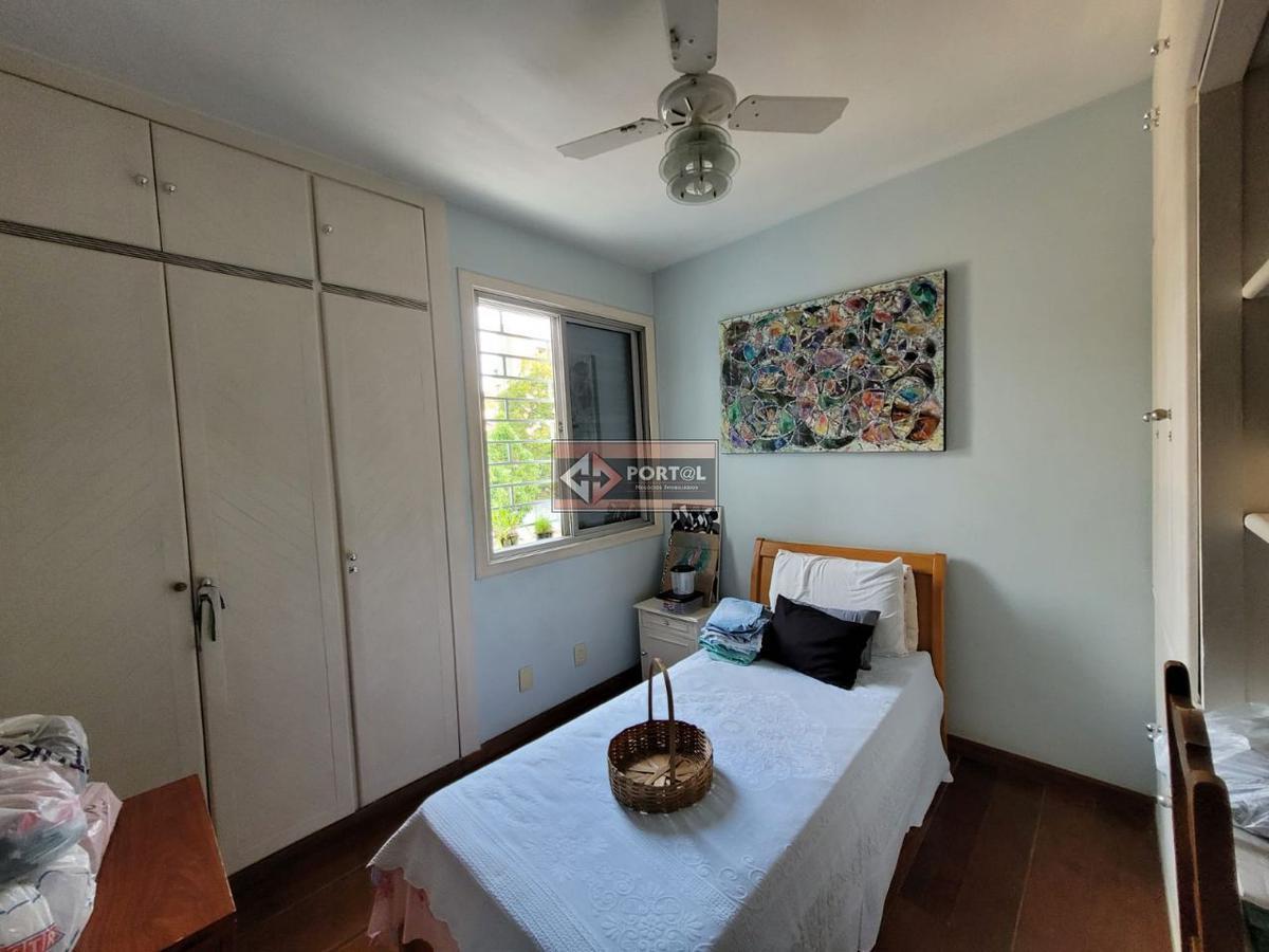 Cobertura, São José, 4 Quartos, 2 Vagas, 1 Suíte
