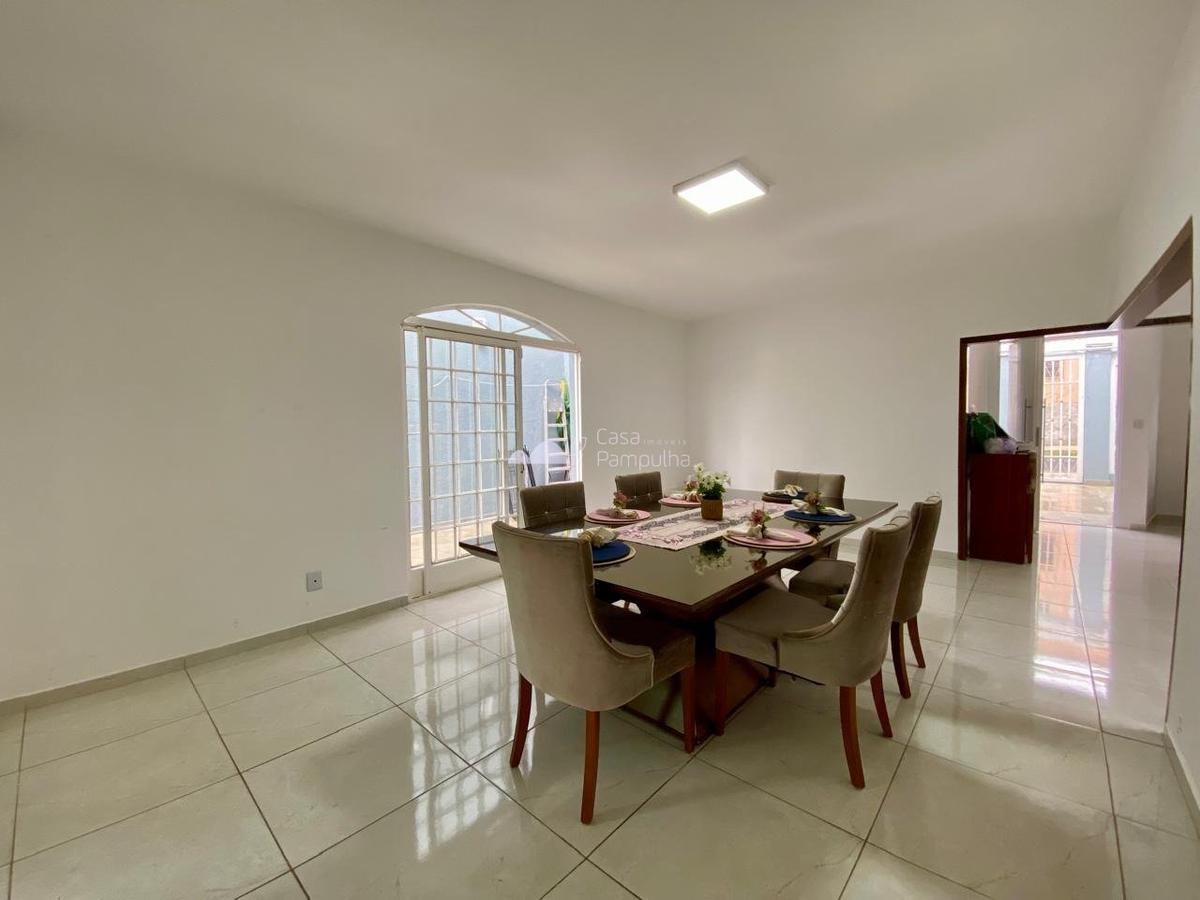 Casa, Planalto, 4 Quartos, 3 Vagas, 1 Suíte