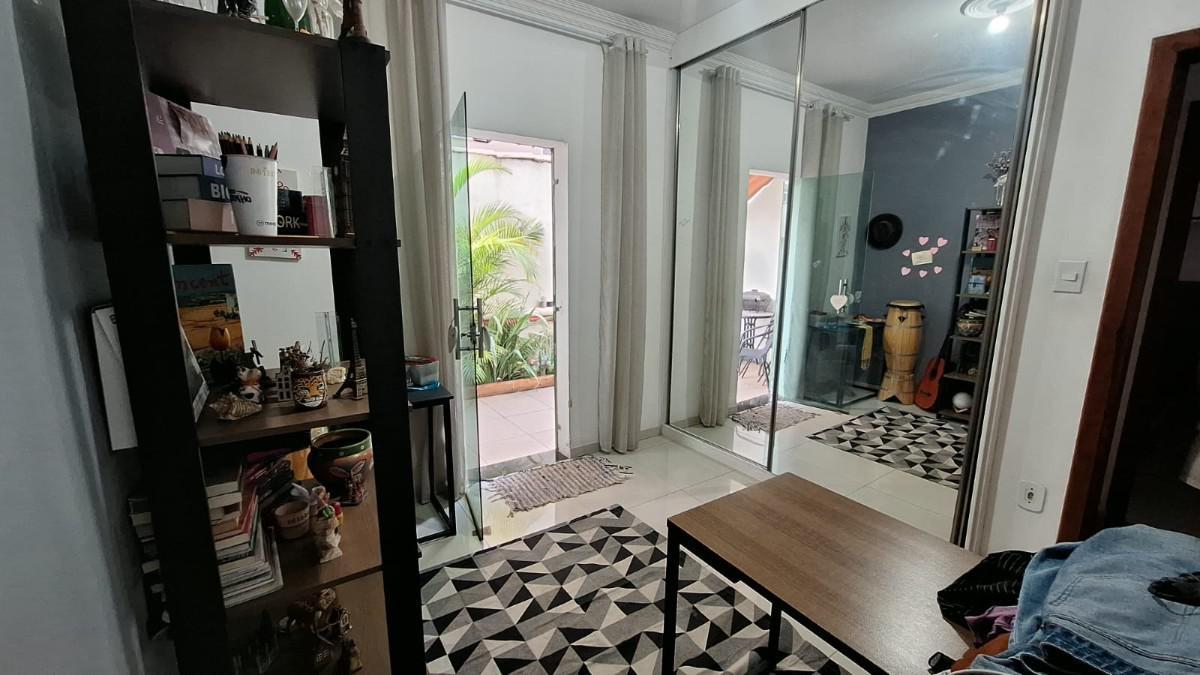 Apartamento, Jardim Riacho das Pedras, 2 Quartos, 0 Vaga