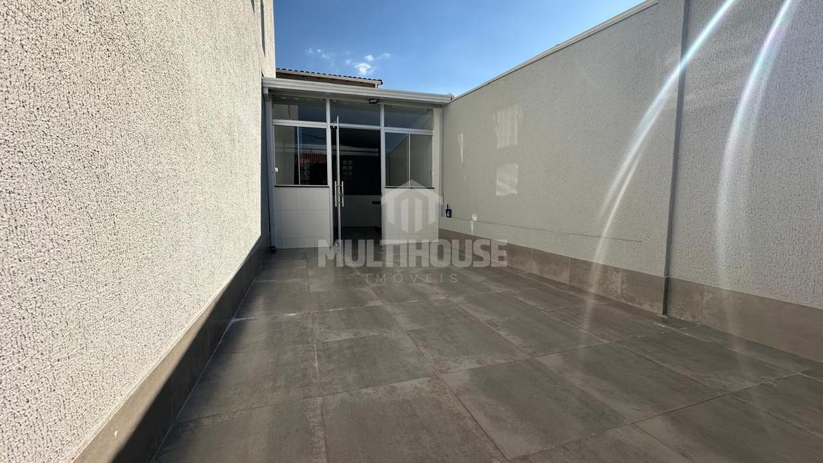 Casa, Vitória, 4 Quartos, 3 Vagas, 1 Suíte