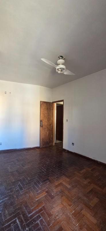Casa, Floresta, 5 Quartos, 3 Vagas, 1 Suíte