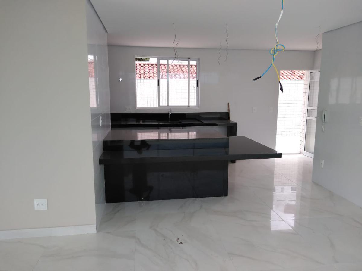 Apartamento, Castelo, 4 Quartos, 4 Vagas, 2 Suítes