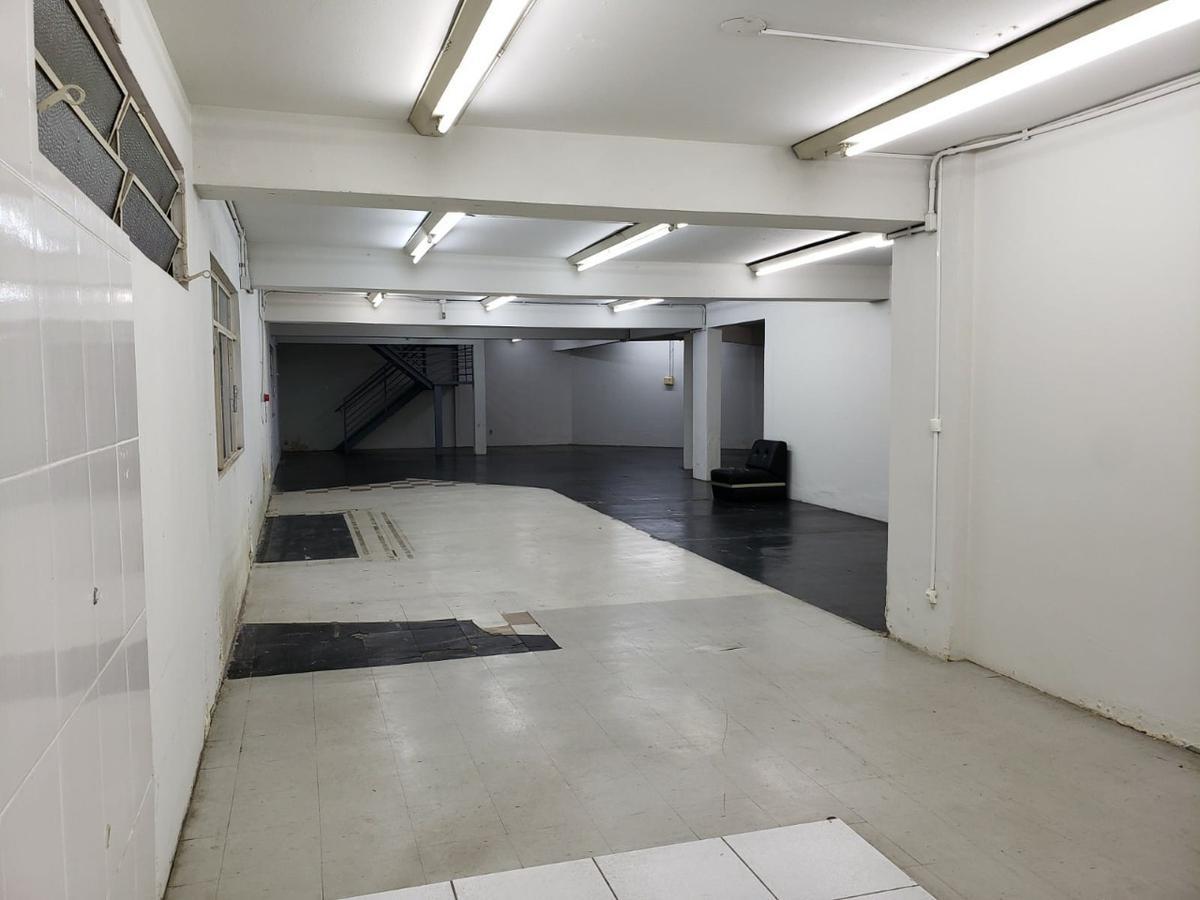 Prédio, Centro, 0 Quarto, 0 Vaga