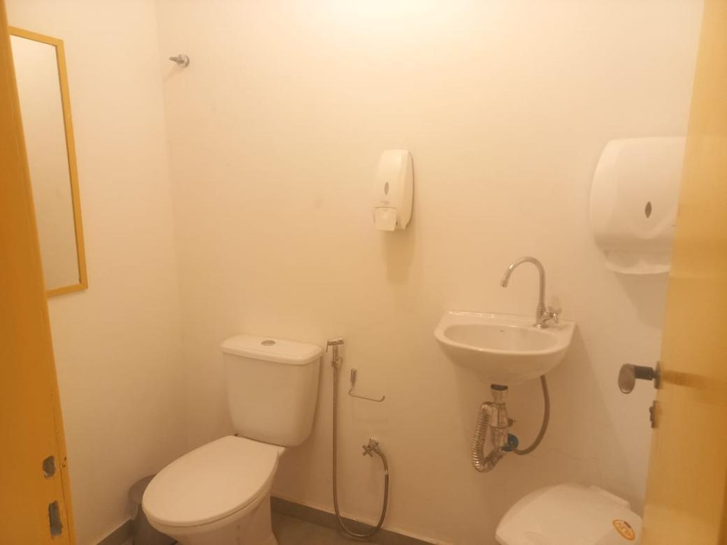 Casa Comercial, Jardim América, 1 Quarto, 1 Vaga