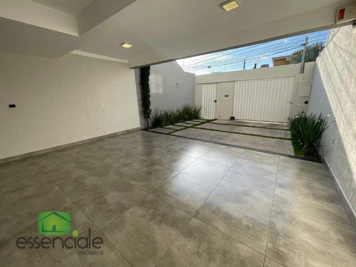 Casa, Europa, 3 Quartos, 3 Vagas, 1 Suíte