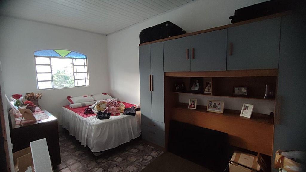 Casa, Fogo Apagou, 4 Quartos, 0 Vaga
