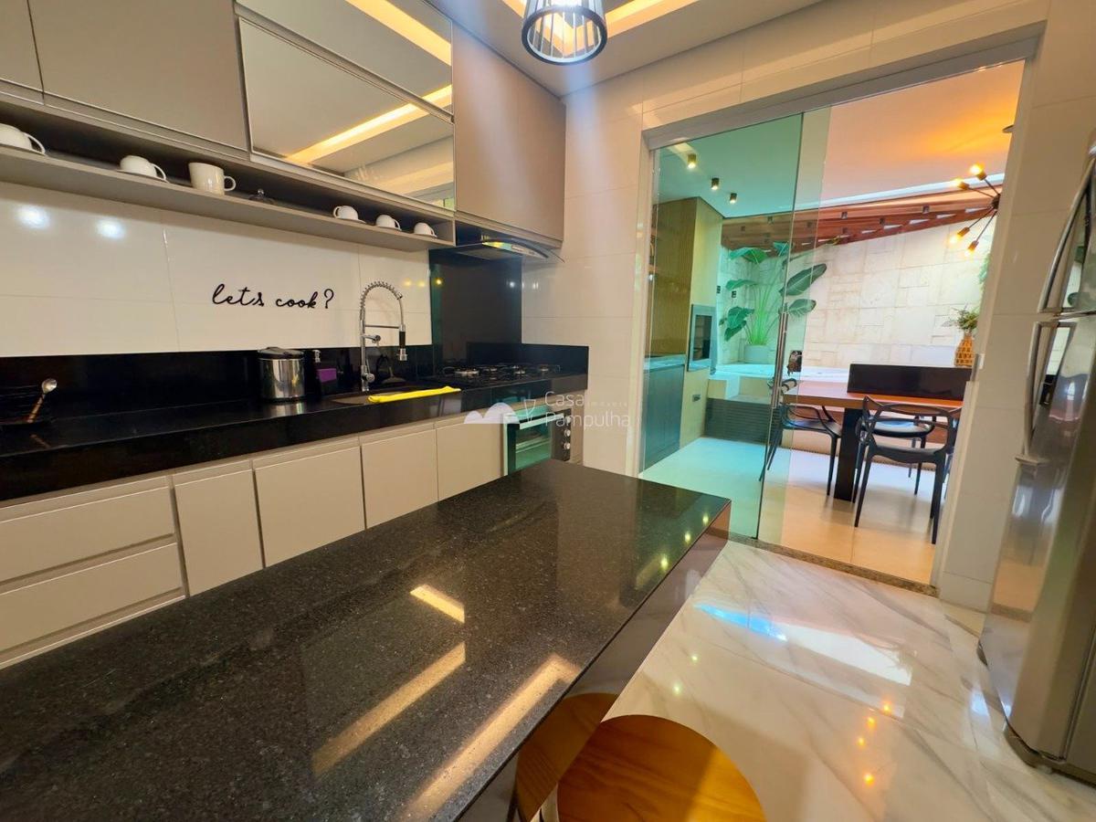 Casa, Santa Mônica, 3 Quartos, 2 Vagas, 1 Suíte
