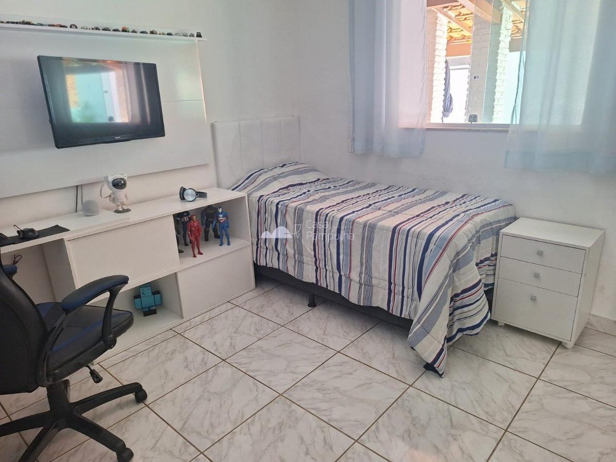 Casa, Santa Mônica, 4 Quartos, 2 Vagas, 2 Suítes