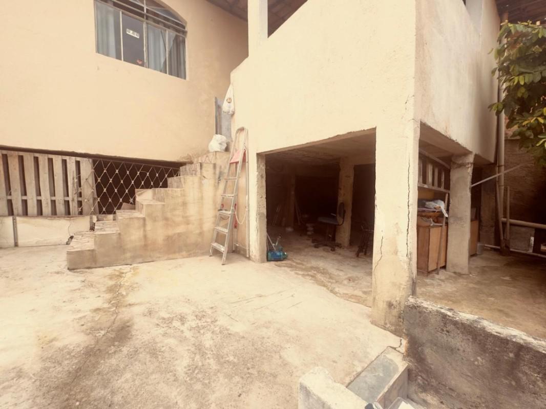 Casa, Paraúna (venda Nova), 4 Quartos, 4 Vagas, 1 Suíte