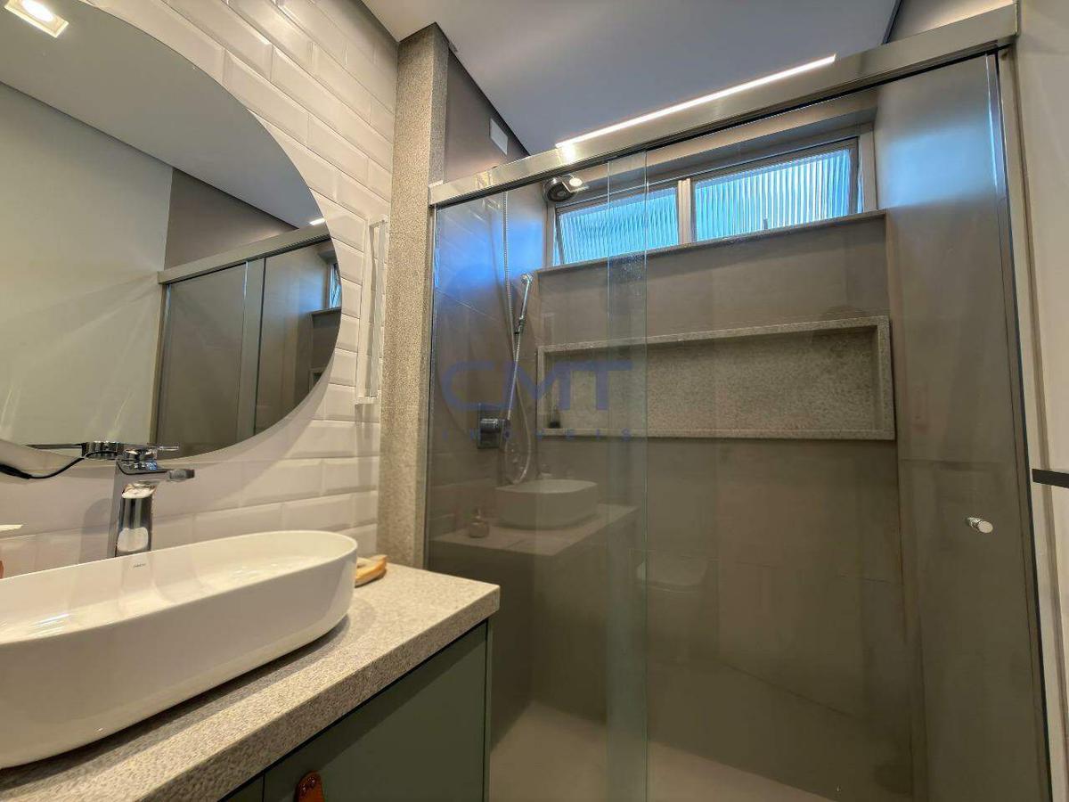 Apartamento, Funcionários, 4 Quartos, 2 Vagas, 2 Suítes