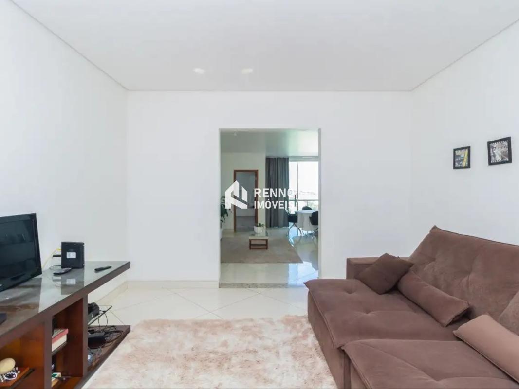 Casa, Estoril, 4 Quartos, 3 Vagas, 4 Suítes