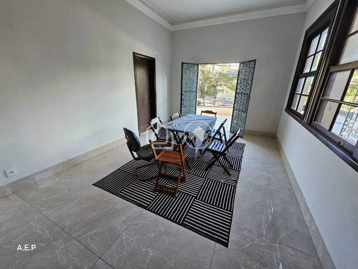 Casa, Santo Agostinho, 6 Quartos, 12 Vagas, 2 Suítes