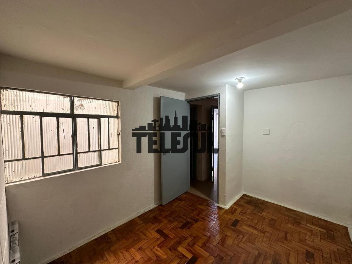 Casa, Centro, 4 Quartos, 0 Vaga