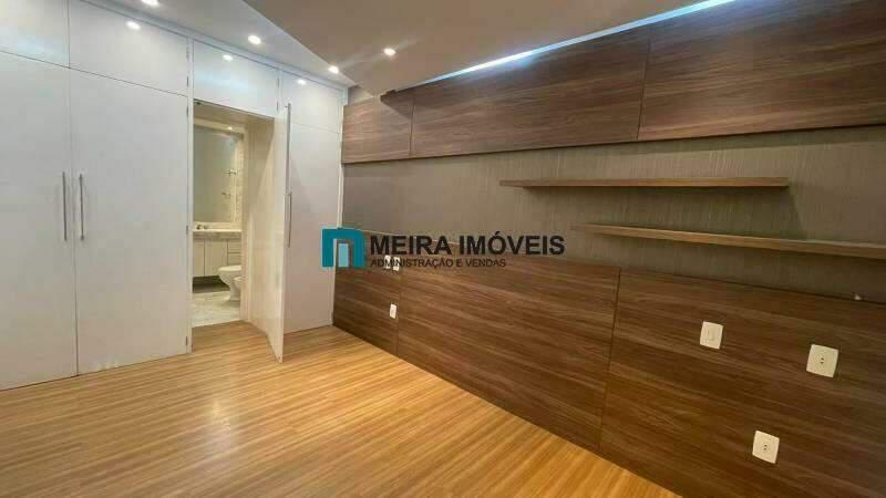 Cobertura, Funcionários, 3 Quartos, 2 Vagas, 1 Suíte