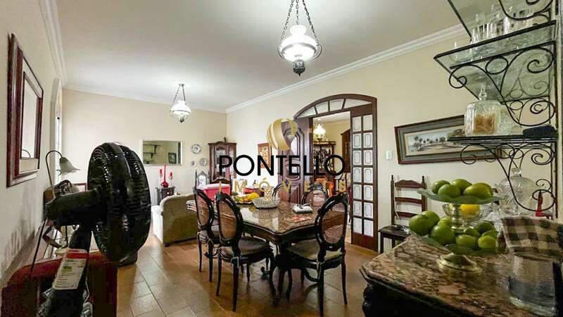 Casa, Cidade Nova, 7 Quartos, 2 Vagas, 1 Suíte