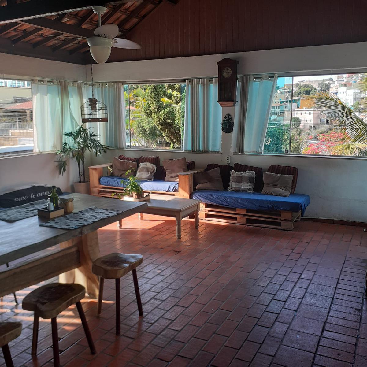 Casa, Inconfidência, 4 Quartos, 4 Vagas, 2 Suítes