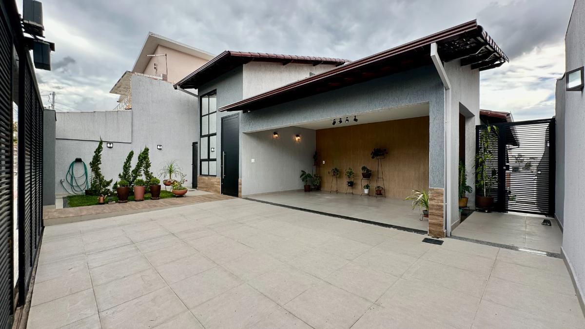 Casa, Itapoã, 4 Quartos, 4 Vagas, 1 Suíte