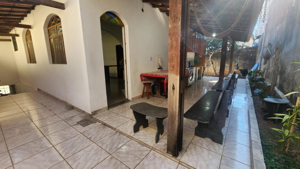 Casa, Jardim Pérola, 3 Quartos, 3 Vagas, 1 Suíte