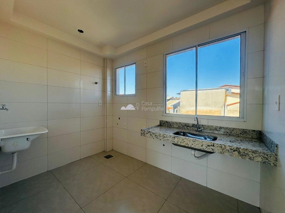 Apartamento, Santa Mônica, 2 Quartos, 1 Vaga