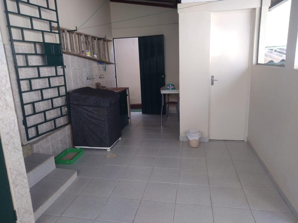 Casa, Nova Suíssa, 4 Quartos, 2 Vagas