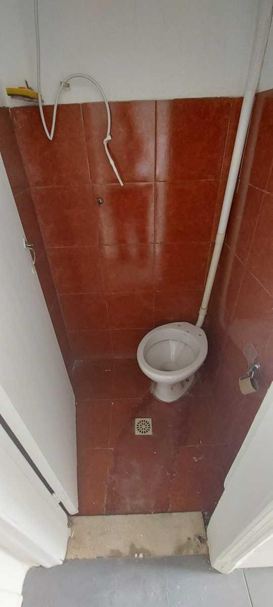 Casa Comercial, Prado, 1 Quarto, 0 Vaga