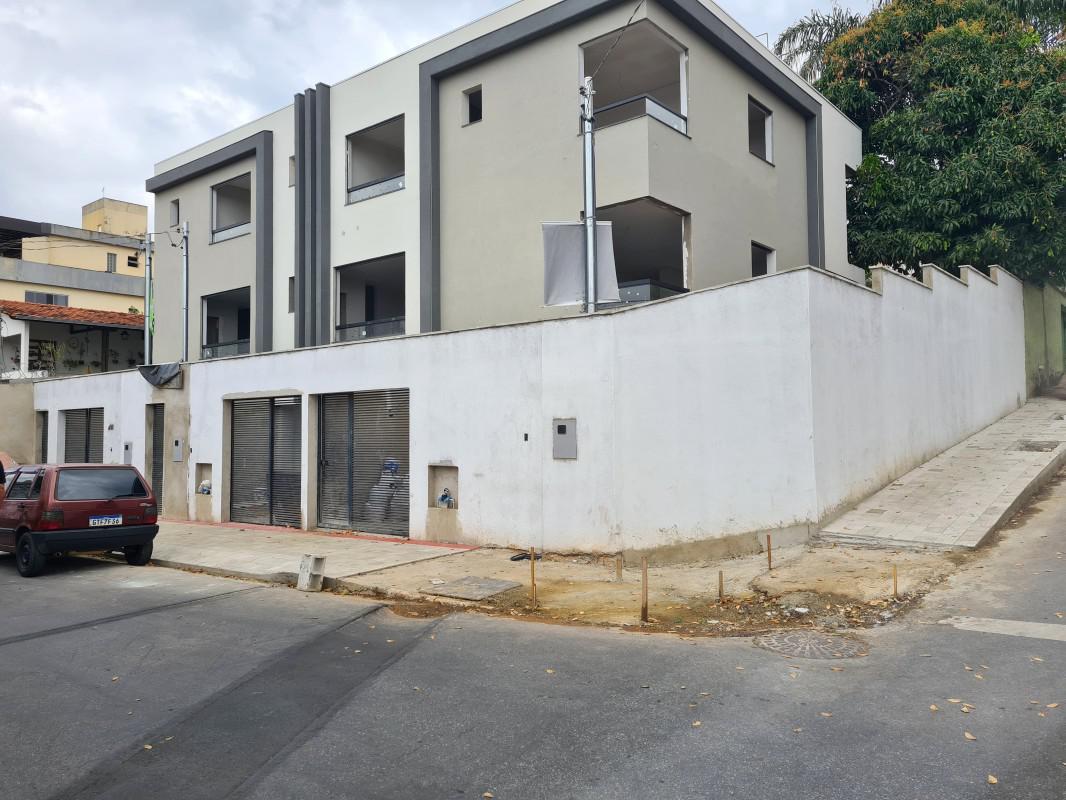 Casa, Ouro Preto, 3 Quartos, 4 Vagas, 1 Suíte