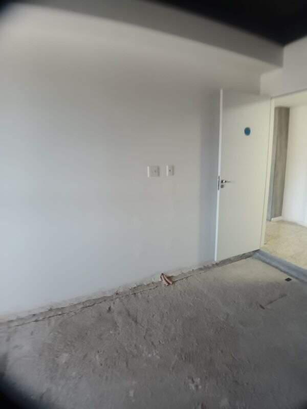 Sala, Milionários, 0 Quarto, 0 Vaga
